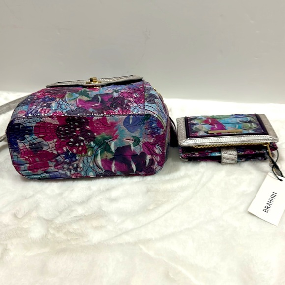 Brahmin Margo crossb and Hannah wallet in lavender blossoming - Picture 6 of 15